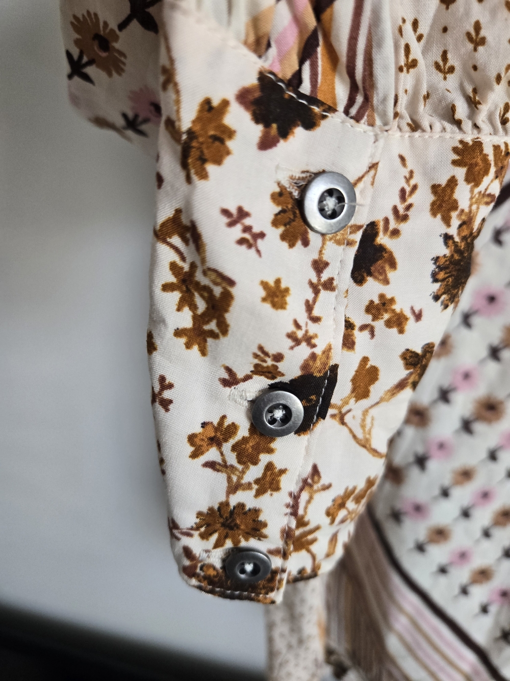 Free People Mixed Print Button Front Blouse Small Boho Floral Patchwork Shirt - Picture 4 of 4